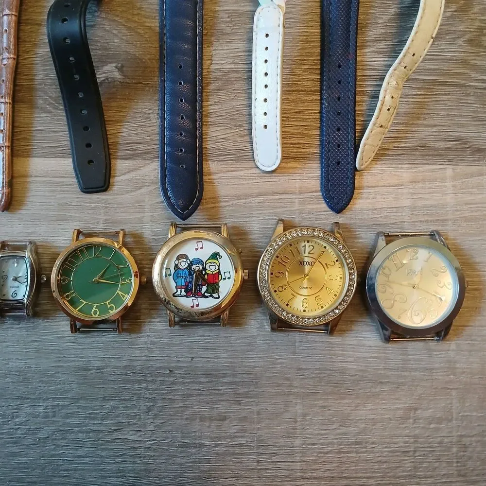 Huge Watch Lot of 40+ Mixed Brands Vintage & Modern Parts/Repair Untested-Box D6